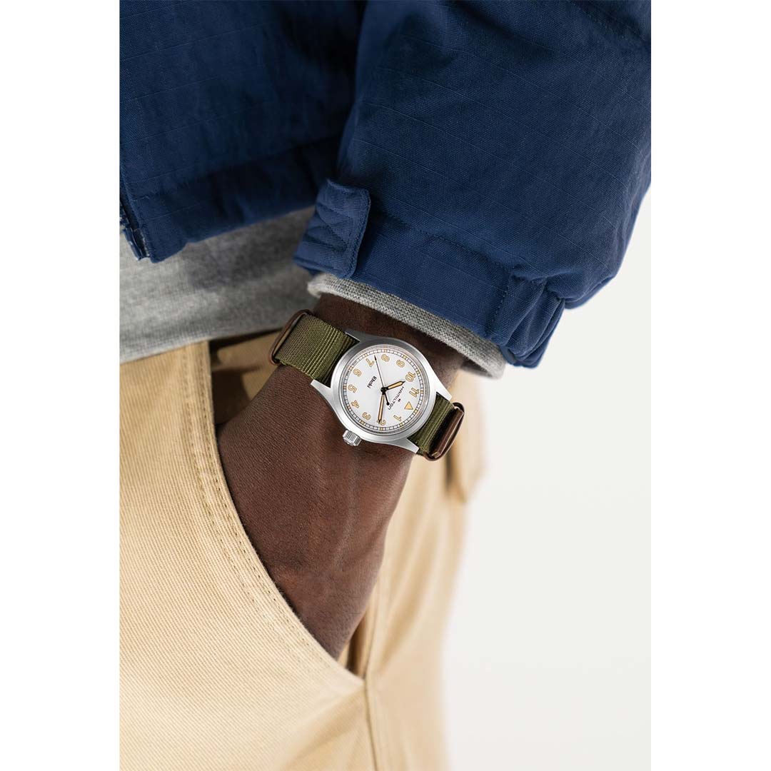 Hamilton Khaki Field Quartz 38mm H69401910