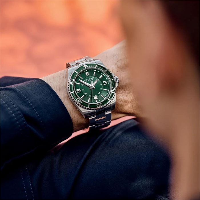 Victorinox Maverick Large 241934 | Engin Saat