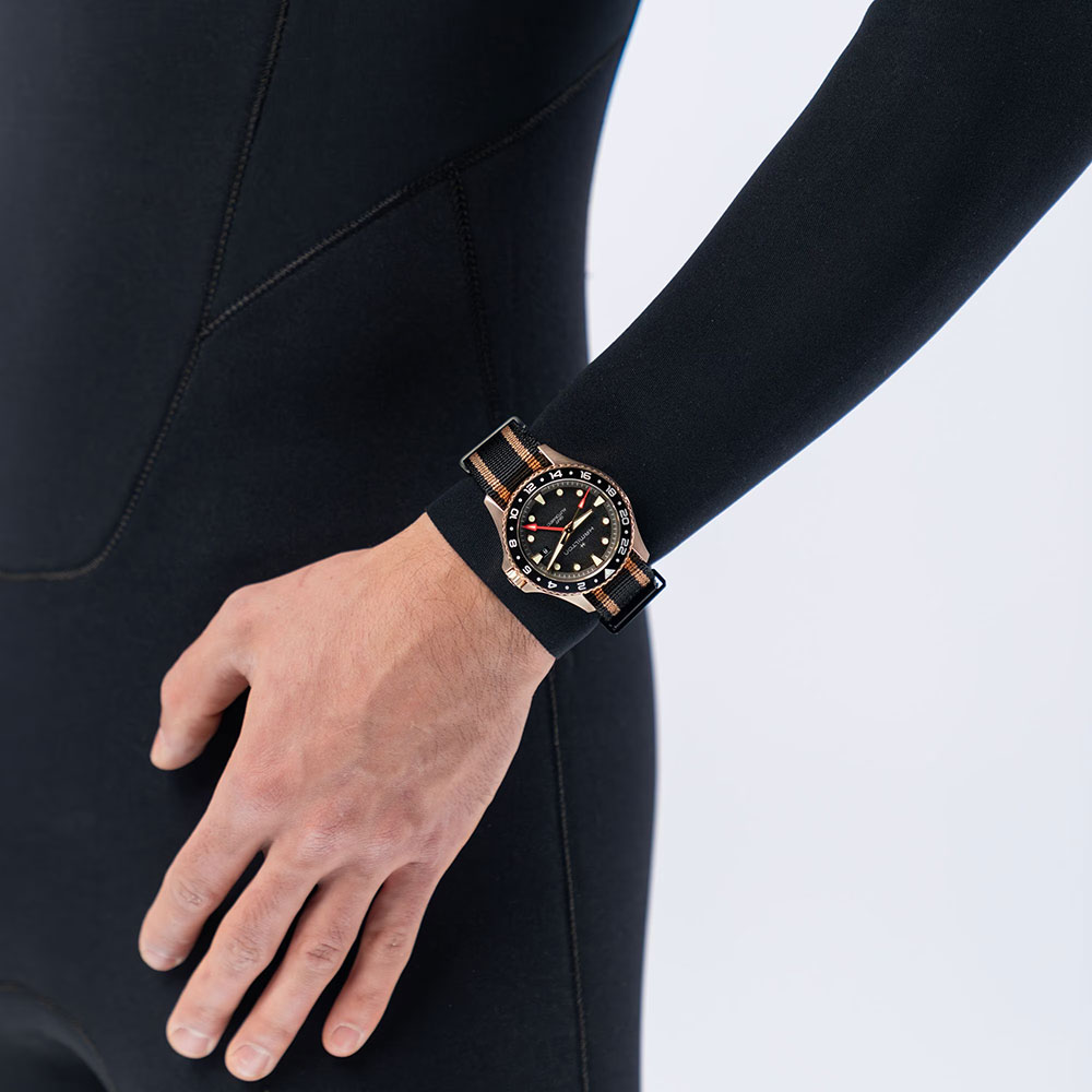 Hamilton Khaki Navy Scuba Automatic GMT 43mm Bronze H82565930