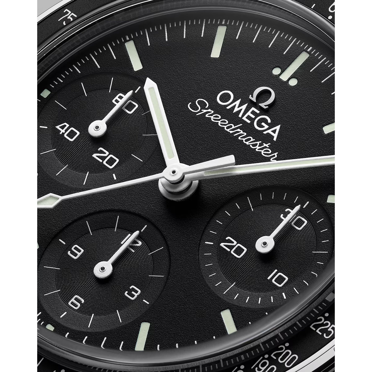 Omega Speedmaster 38 324.30.38.50.01.002
